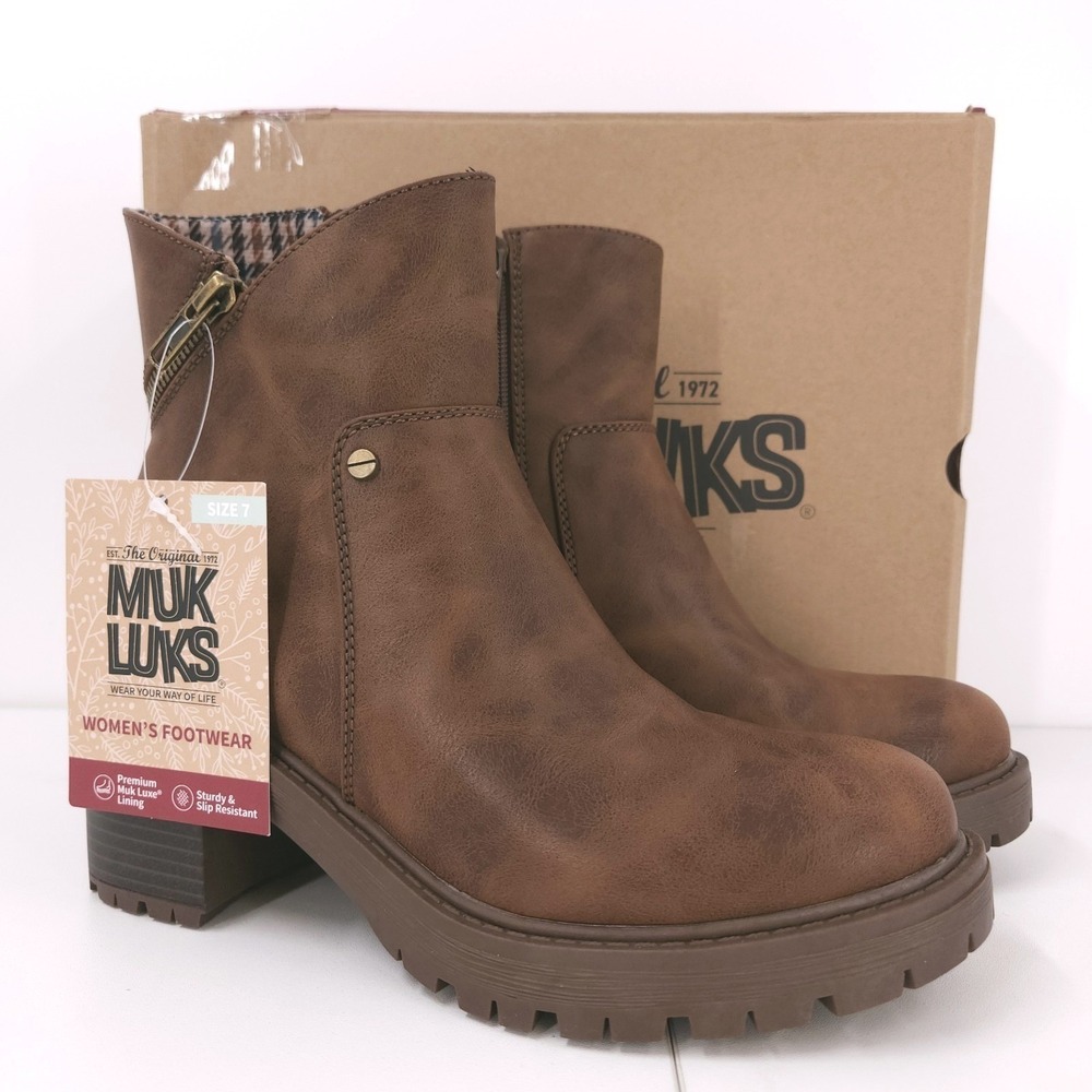 Muk Luks Lucy Lucia Brown Winter Boots Zip‎ Chunky Block Womens Size 7 NEW